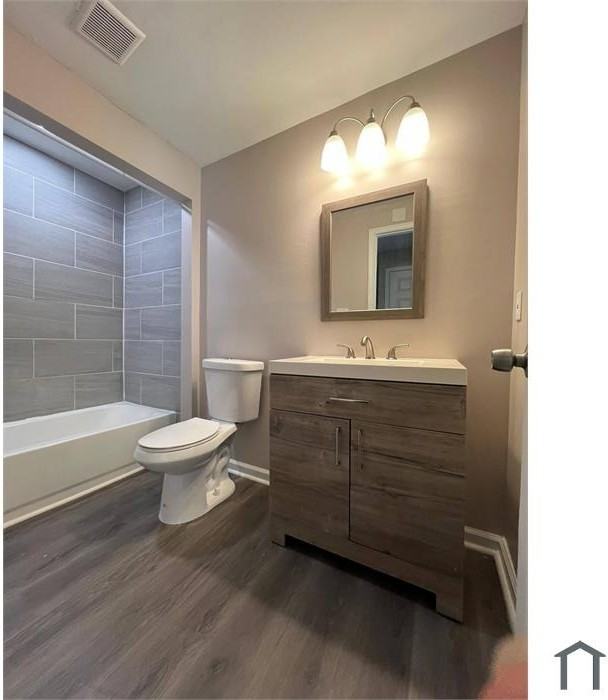 2808 Virginia Ave - Photo 3 of 7