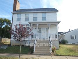 featured image of 2623 Van Buren St