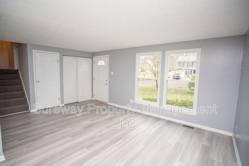 57 Lady Diana Cir - Photo 3 of 41