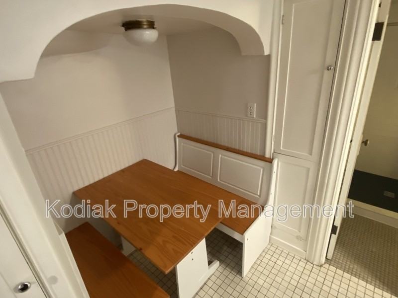 1264 E Westminster Ave - Photo 7 of 14