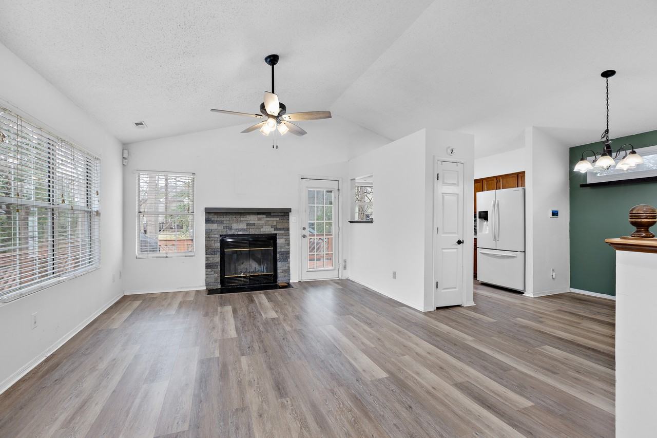 254 Summerlake Ln - Photo 2 of 10