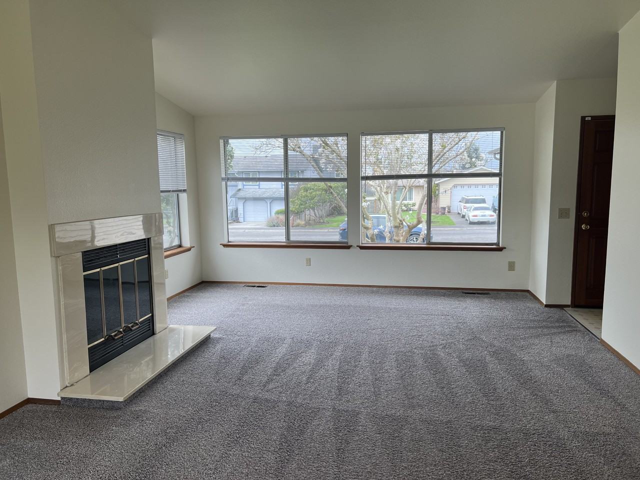 24048 9th Pl S - Photo 3 of 15