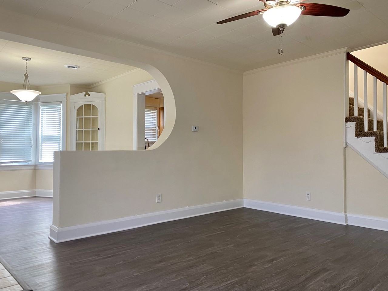 1317 Maple Ave - Photo 5 of 26