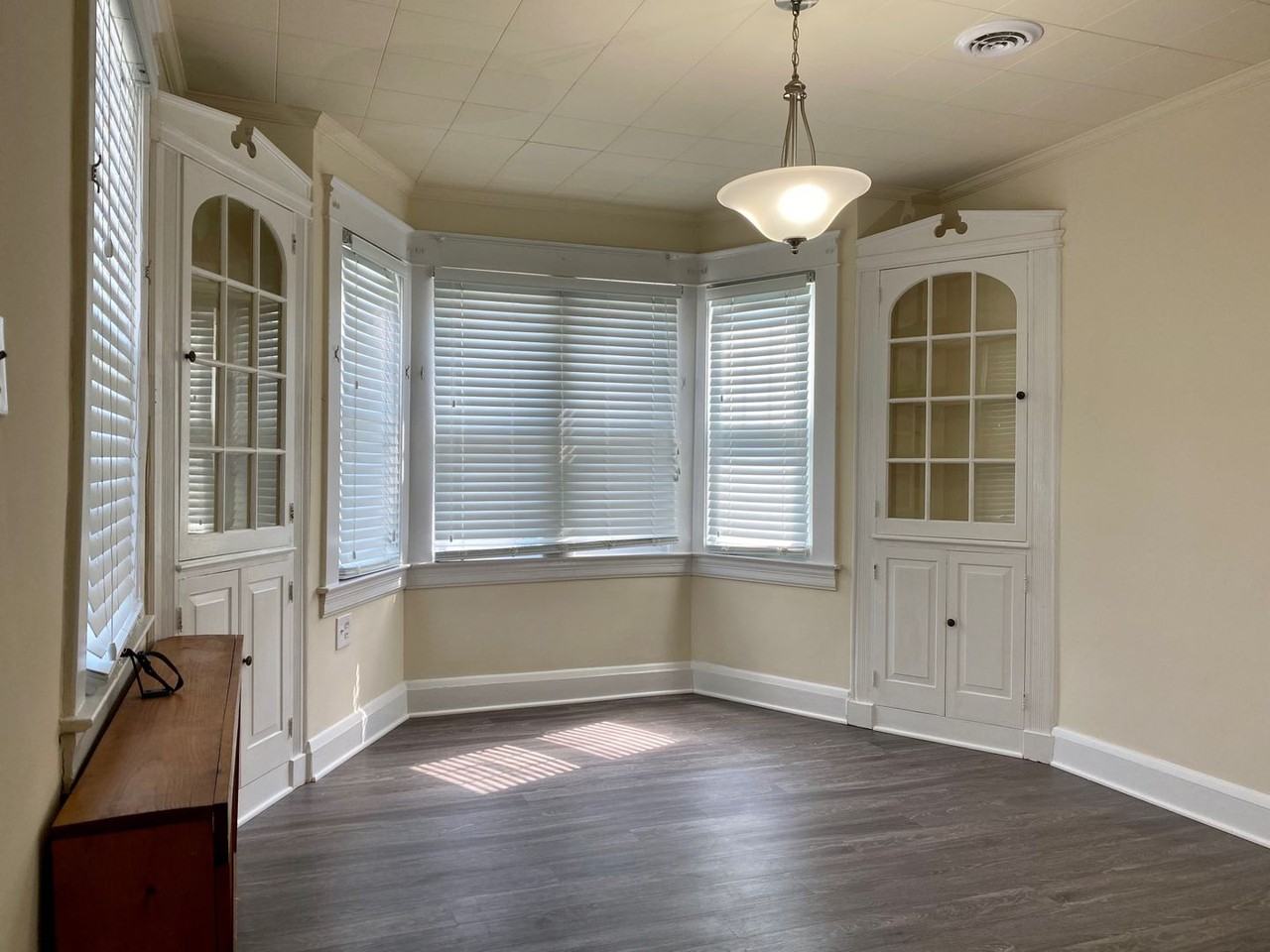 1317 Maple Ave - Photo 6 of 26