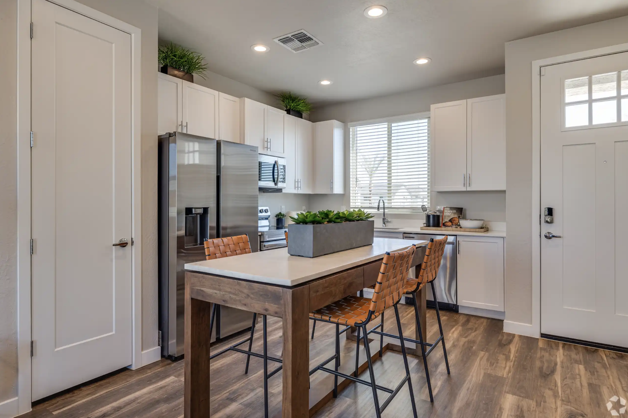 Village at Paseo de Luces - Photo 4 of 37