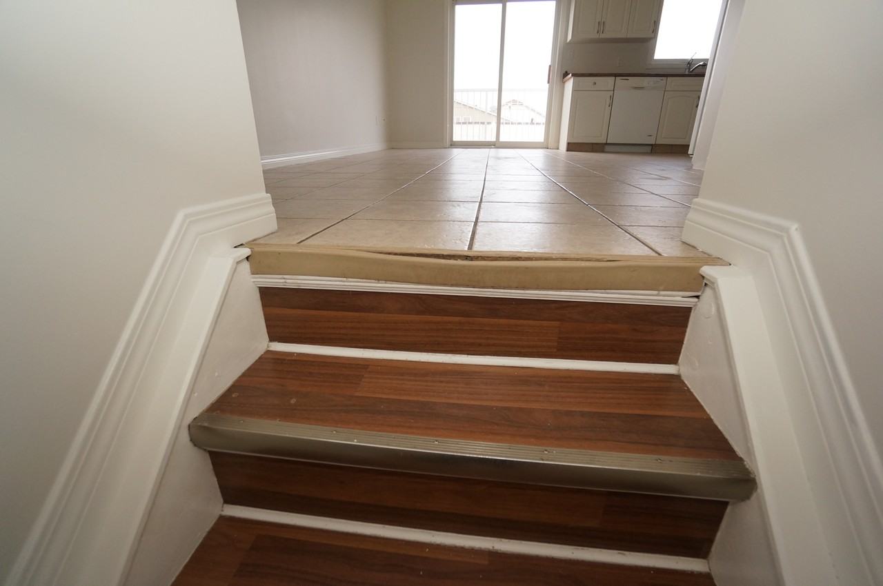 Fort Saskatchewan Townhome - Photo 3 of 50