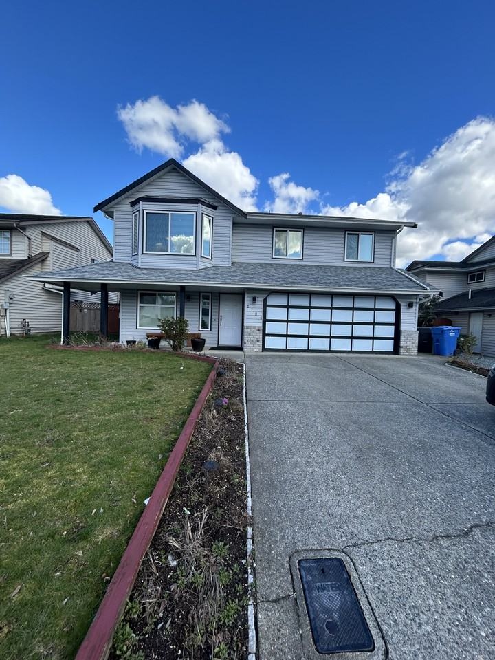 2734 Dehavilland Court, Abbotsford, BC V2T 5L3, CAN 6 bedroom House