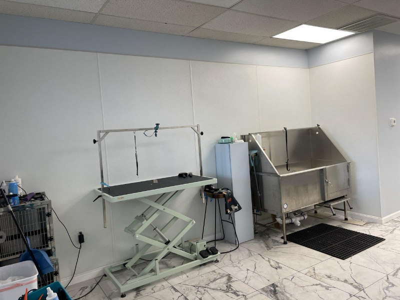 1200 Hempstead Tpke #A - Photo 3 of 4