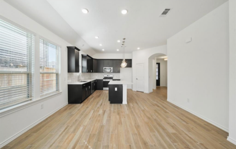 1309 Tan Gable Ln - Photo 5 of 33