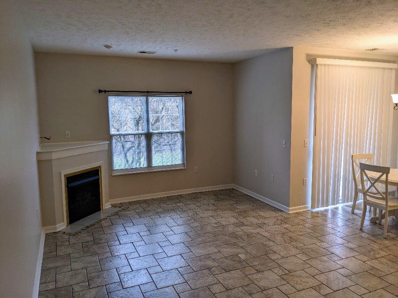 302 Stockton Rdg - Photo 2 of 11