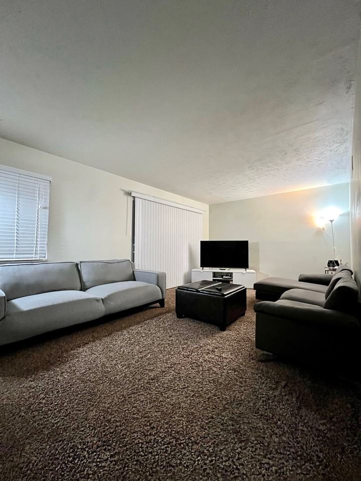 205 Georgetown Ln #NA - Photo 2 of 20