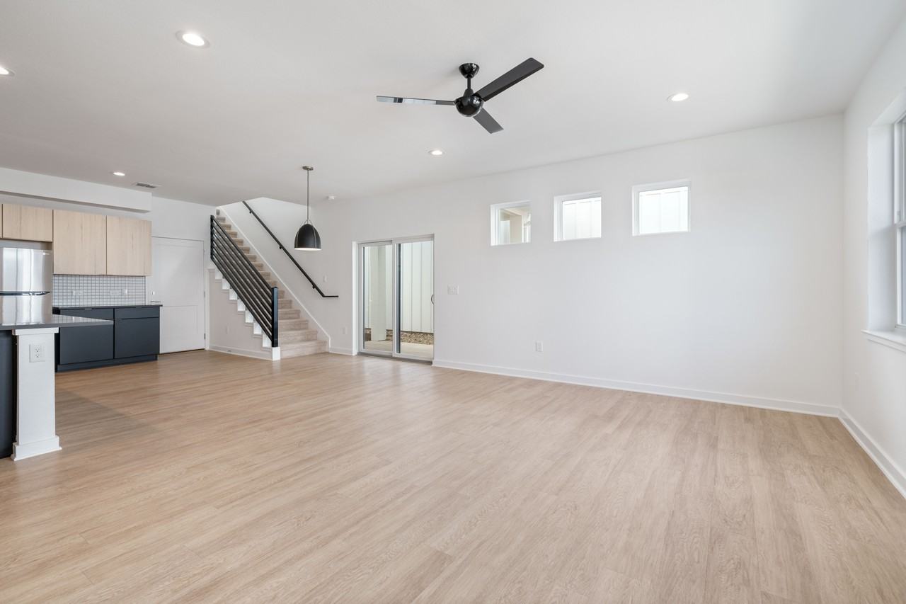 7601 Cooper Ln #4 - Photo 5 of 30