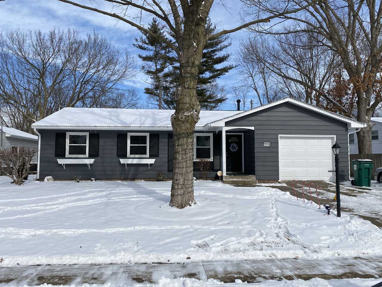 2210 Broadmoor Dr #NA - Photo 3 of 30