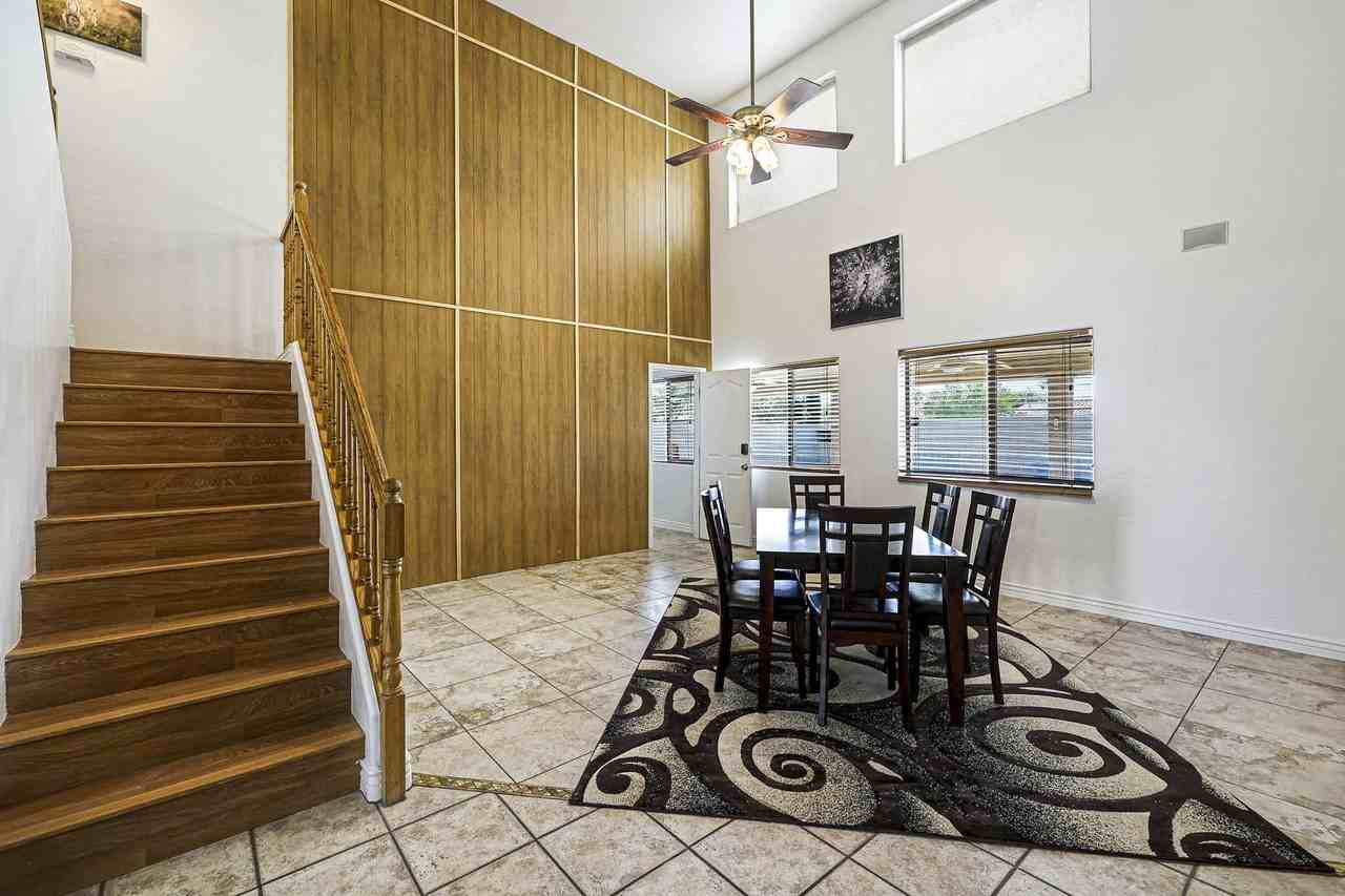 S Chatsworth - Photo 2 of 14