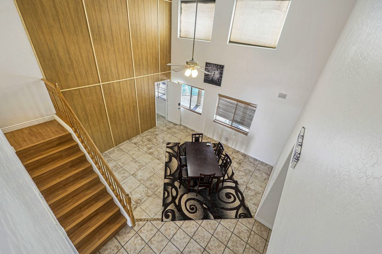 S Chatsworth - Photo 3 of 14