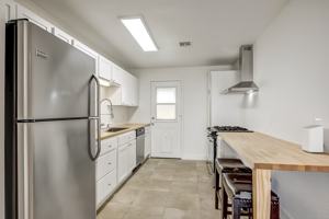 featured image of E Park Ave