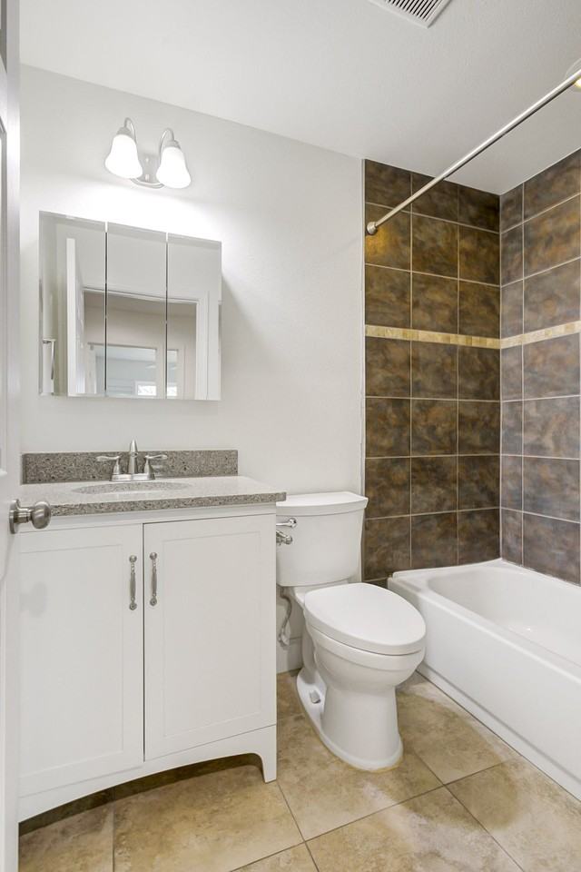 E Park Ave - Photo 4 of 15