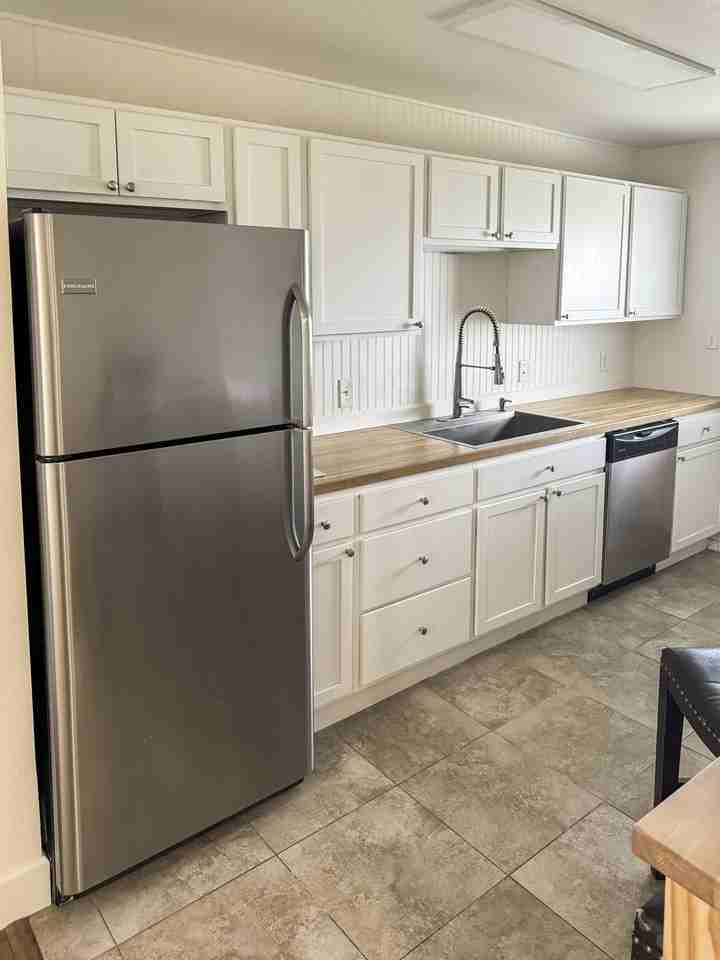 E Park Ave - Photo 7 of 15