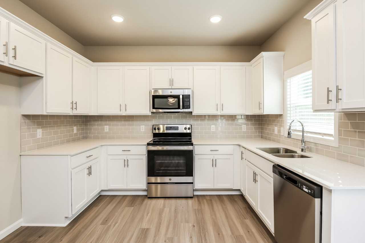 3373 SE Lilac Creek Trail - Photo 7 of 40
