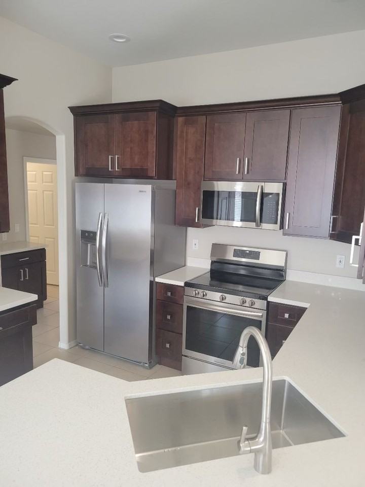 1123 N 88th Pl - Photo 3 of 16