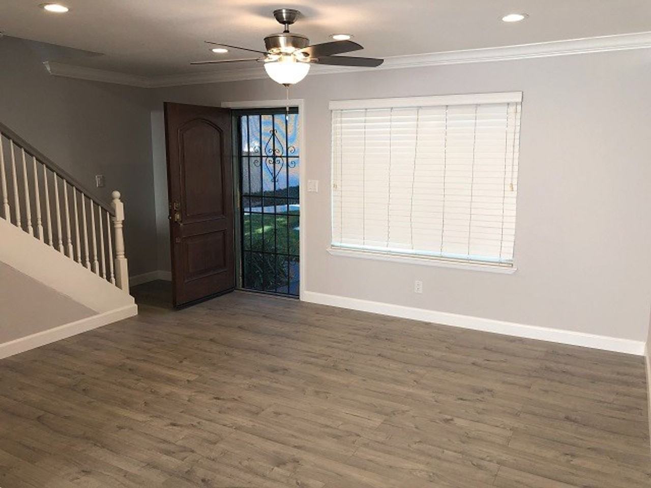 38597 Royal Ann Cmn - Photo 3 of 12