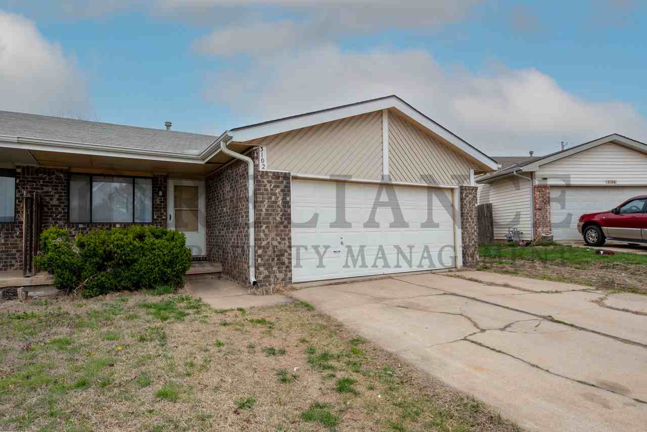 3102 S Pinecrest St #1 - Photo 2 of 25