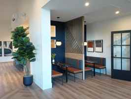 featured image of 3200 Willamette Dr Ne