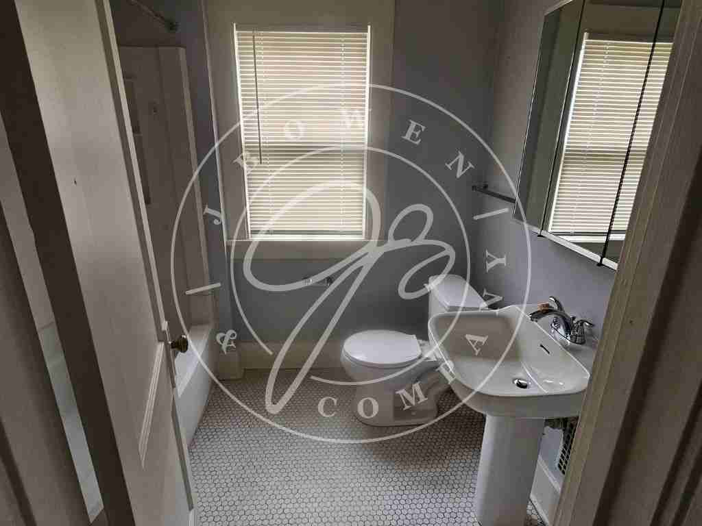 3826 Revere Dr - Photo 2 of 8