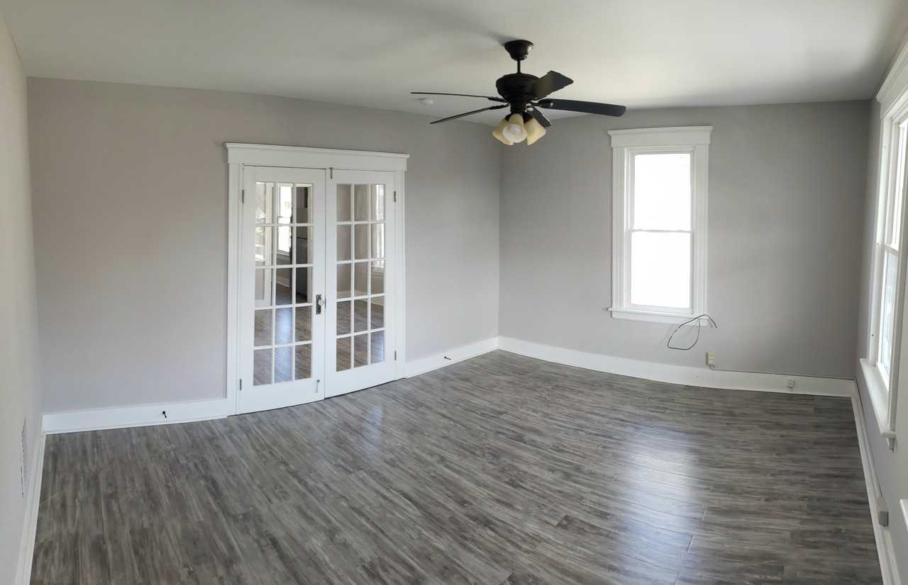 13 Middle St #2 - Photo 3 of 8