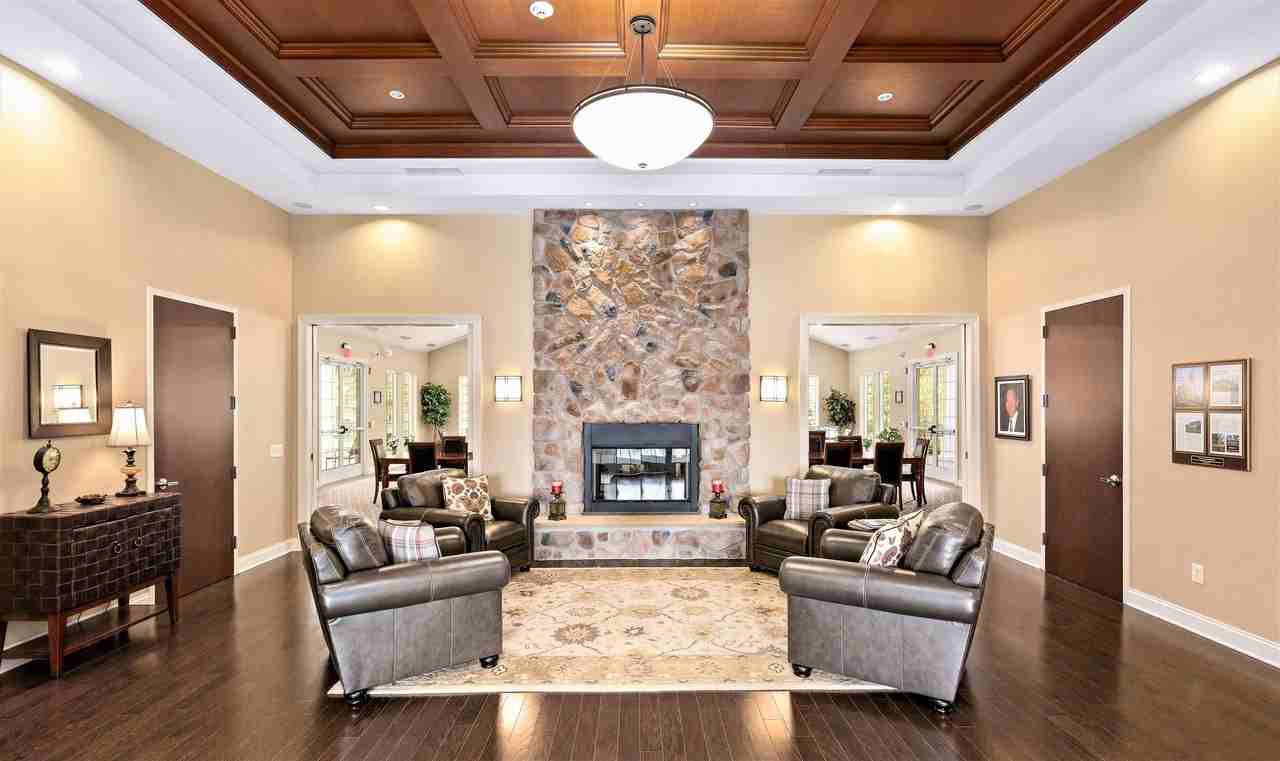 ROGER'S WALK APARTMENTS - Photo 5 of 24