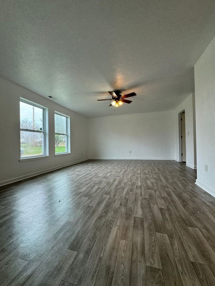 329 S Farm Road 99 - Photo 3 of 13