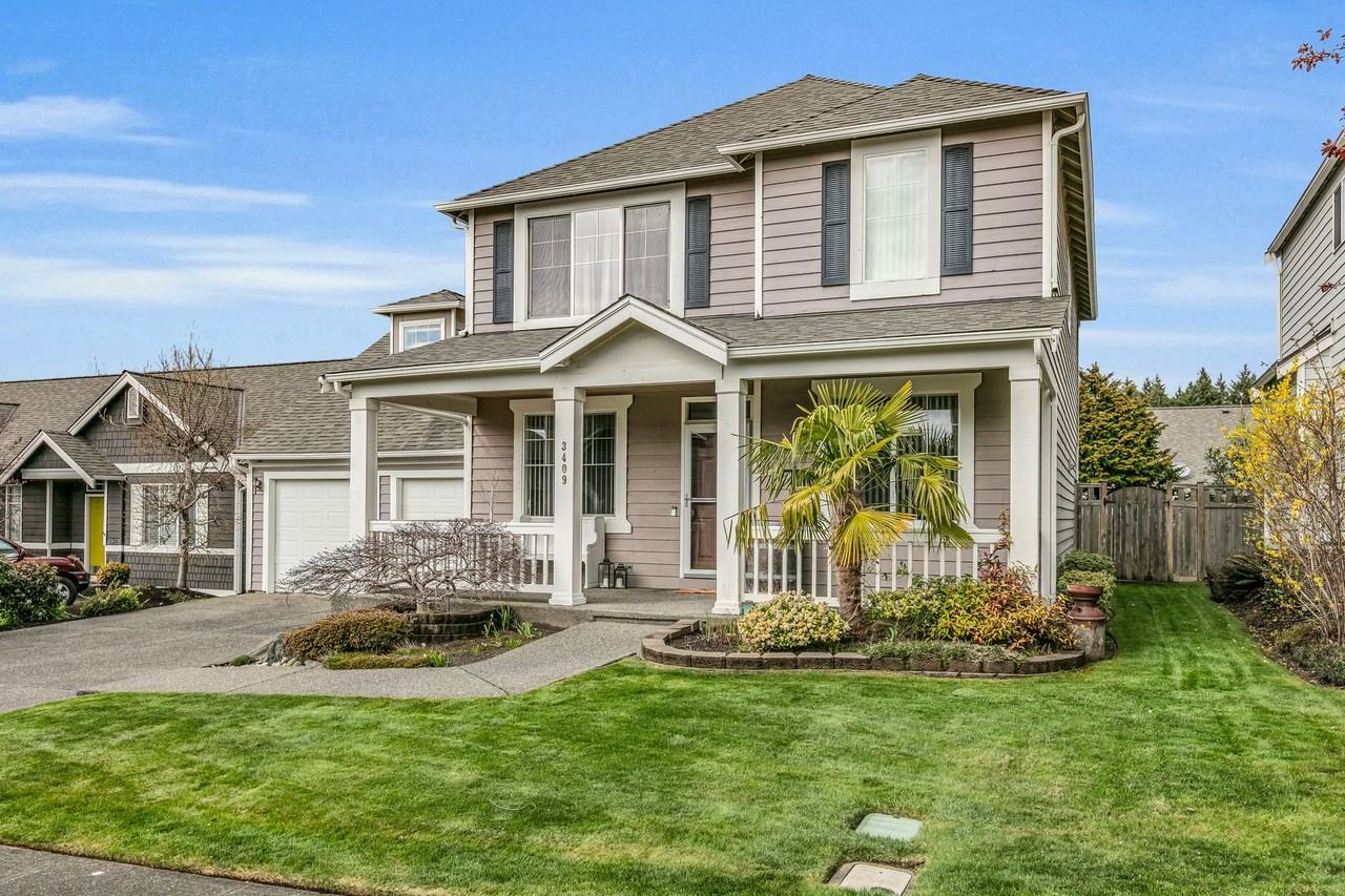 3409 52nd Pl Ne - Photo 2 of 32