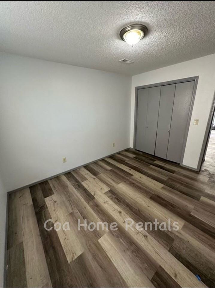 1249 N Minnesota Ave - Photo 6 of 10