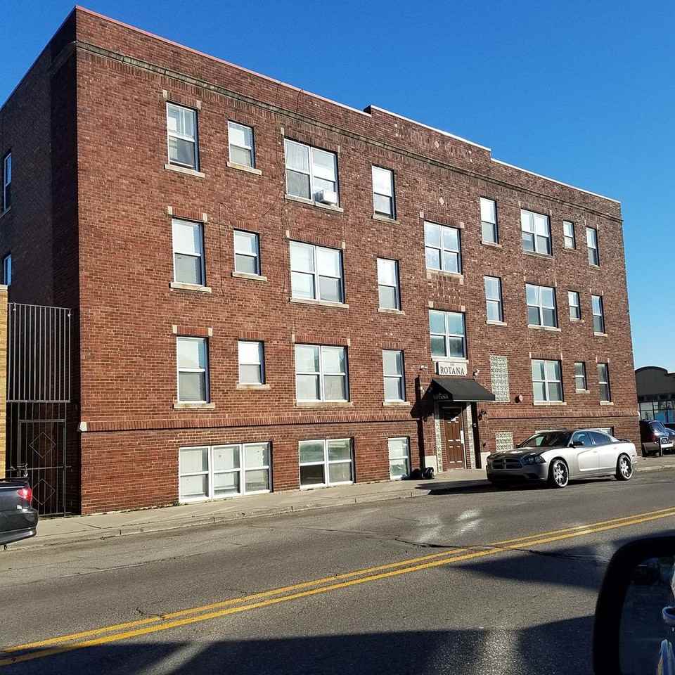 Rotana Apartments - Photo 4 of 10