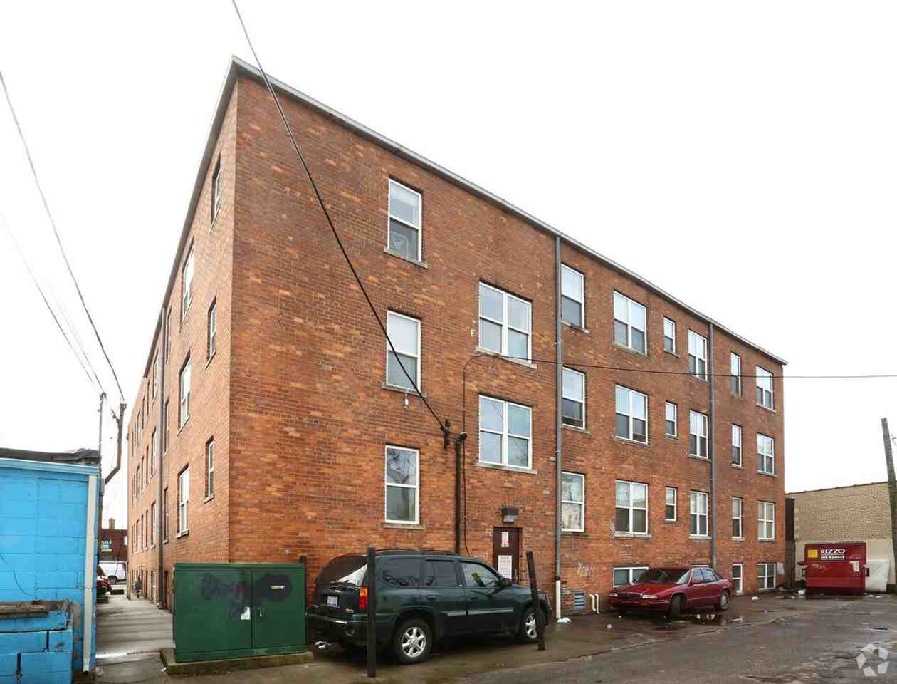 Rotana Apartments - Photo 5 of 10