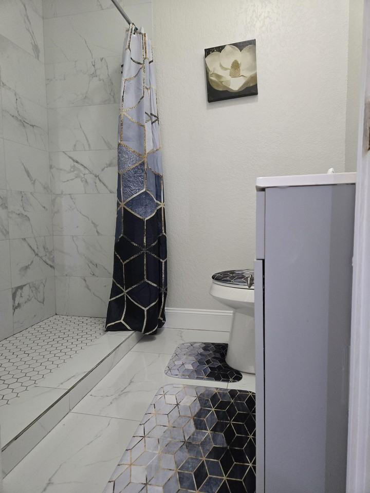 E Cypress St - Photo 7 of 13