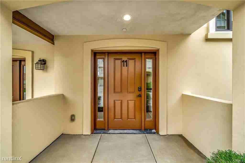 1101 N Maclay Ave #11