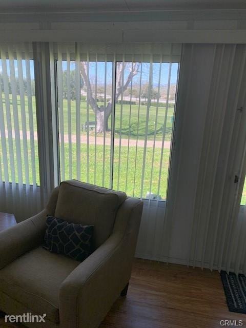 18913 Circle Of The Oaks - Photo 2 of 10