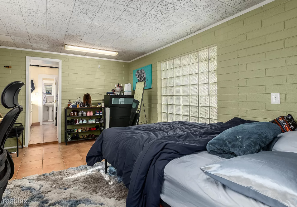 519 E Broadmor Dr - Photo 3 of 6