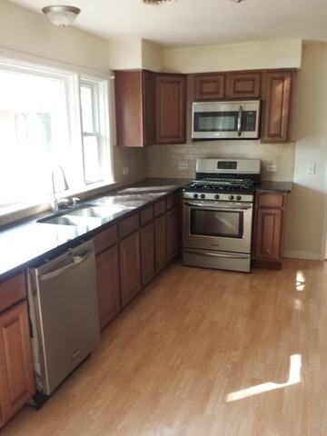 1350 Western Ave - Photo 3 of 9