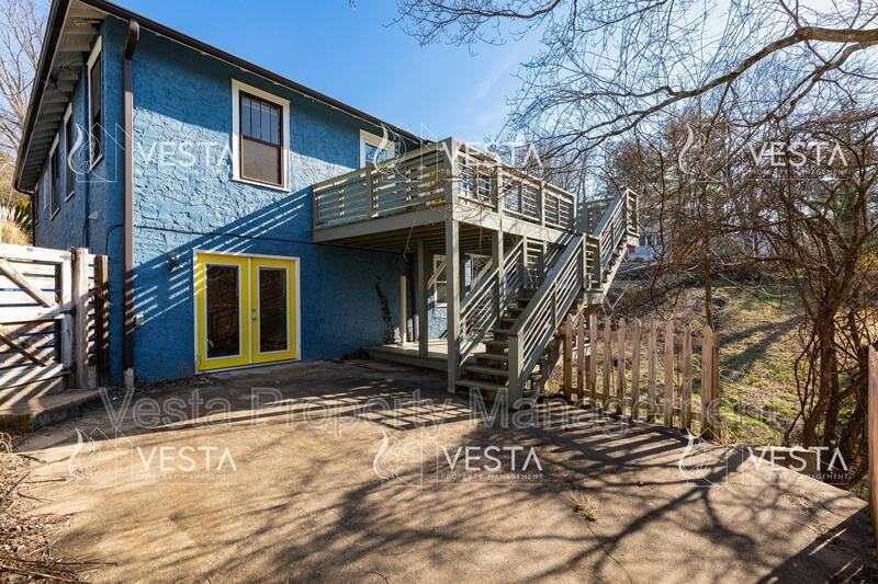 22 Laurel Ave - Photo 3 of 26