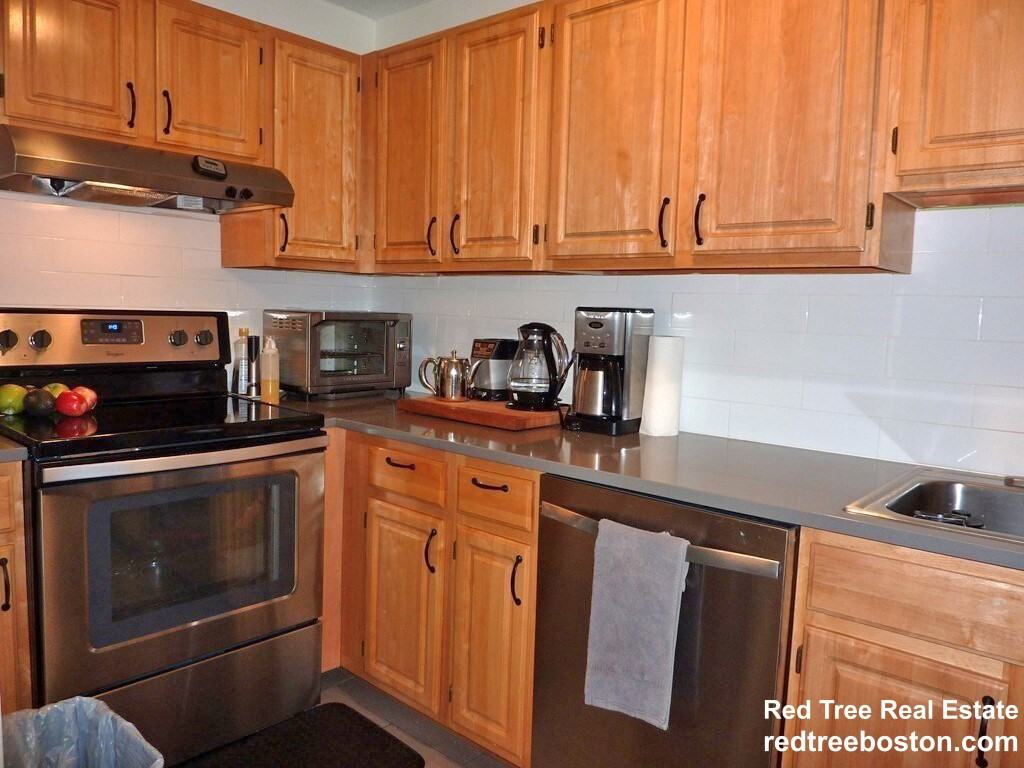 125 Trapelo Rd #11 - Photo 4 of 13