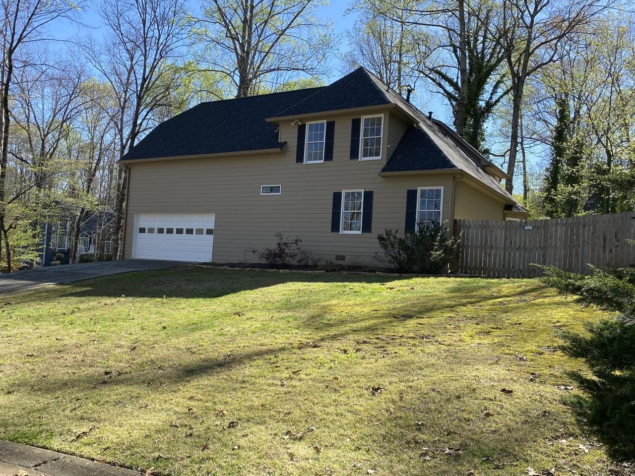 4756 Forest Glen Ct Ne - Photo 2 of 29