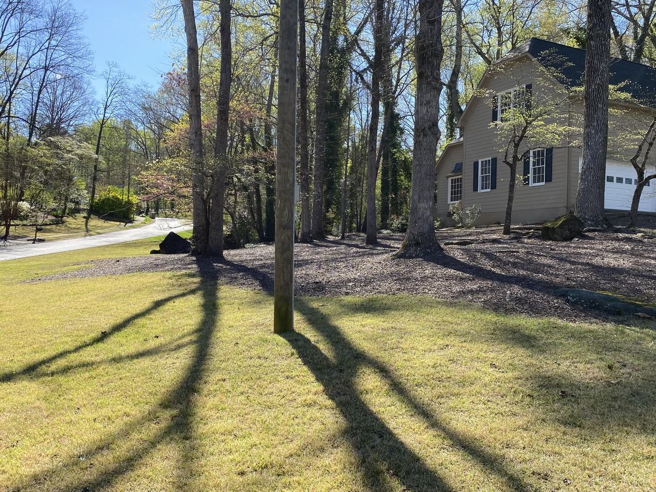 4756 Forest Glen Ct Ne - Photo 3 of 29