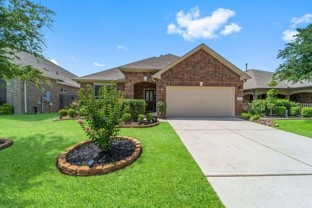 2218 Maple Point Dr N - Photo 1 of 1