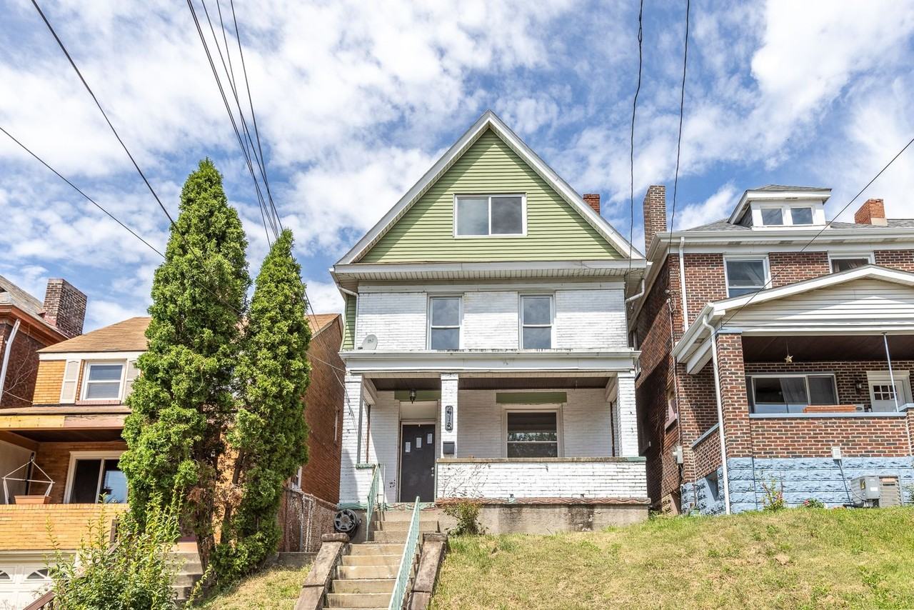 415 Edgemont St - Photo 3 of 45