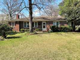 featured image of 849 Prosperity Dr