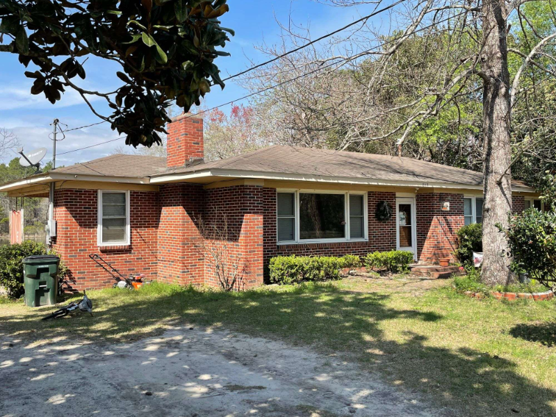 849 Prosperity Drive - Photo 5 of 48