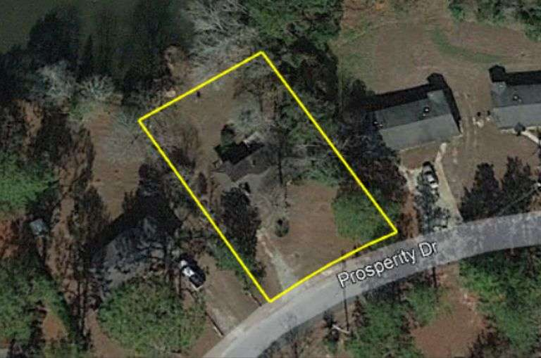 849 Prosperity Drive - Photo 6 of 48