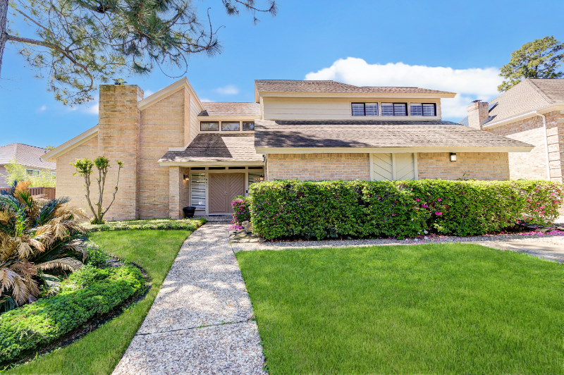 16607 Brenton Oaks Dr - Photo 3 of 22